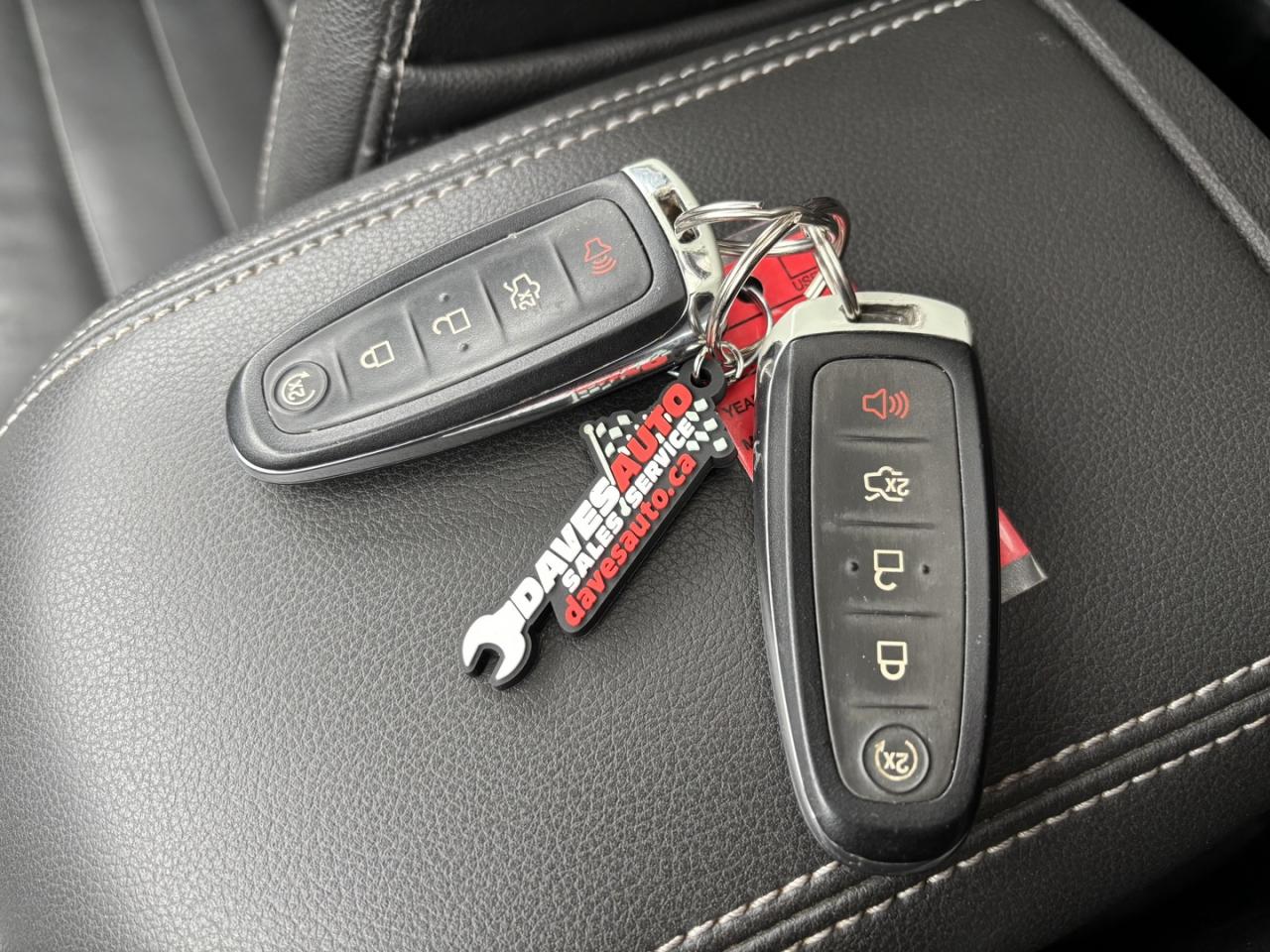 2015 Ford Escape Titanium 4WD Photo