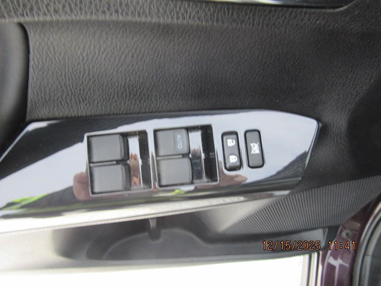 2017 Toyota RAV4 se Photo