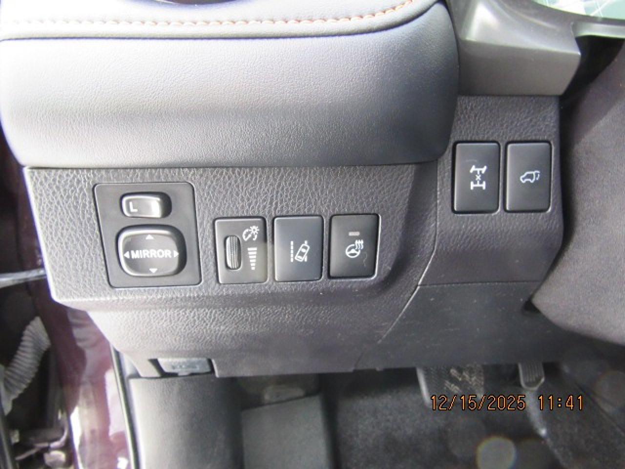 2017 Toyota RAV4 se Photo