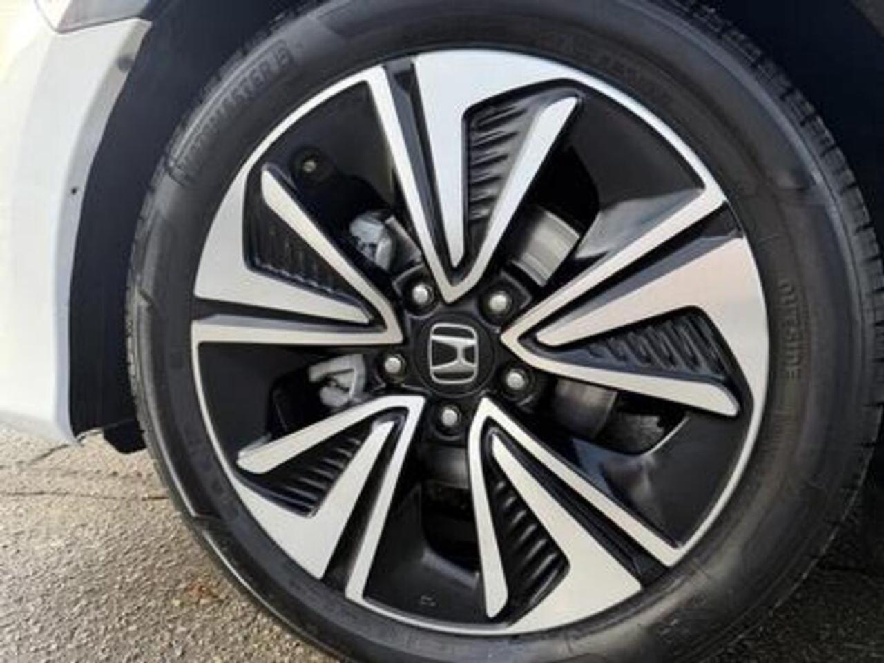 2018 Honda Civic Sedan EX-T CVT Photo