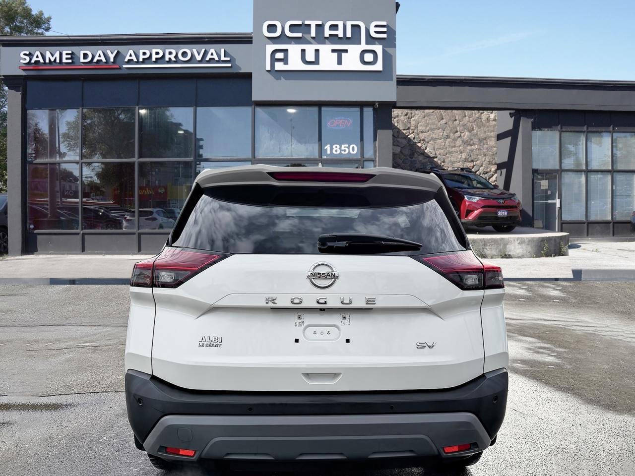 2021 Nissan Rogue SV Photo