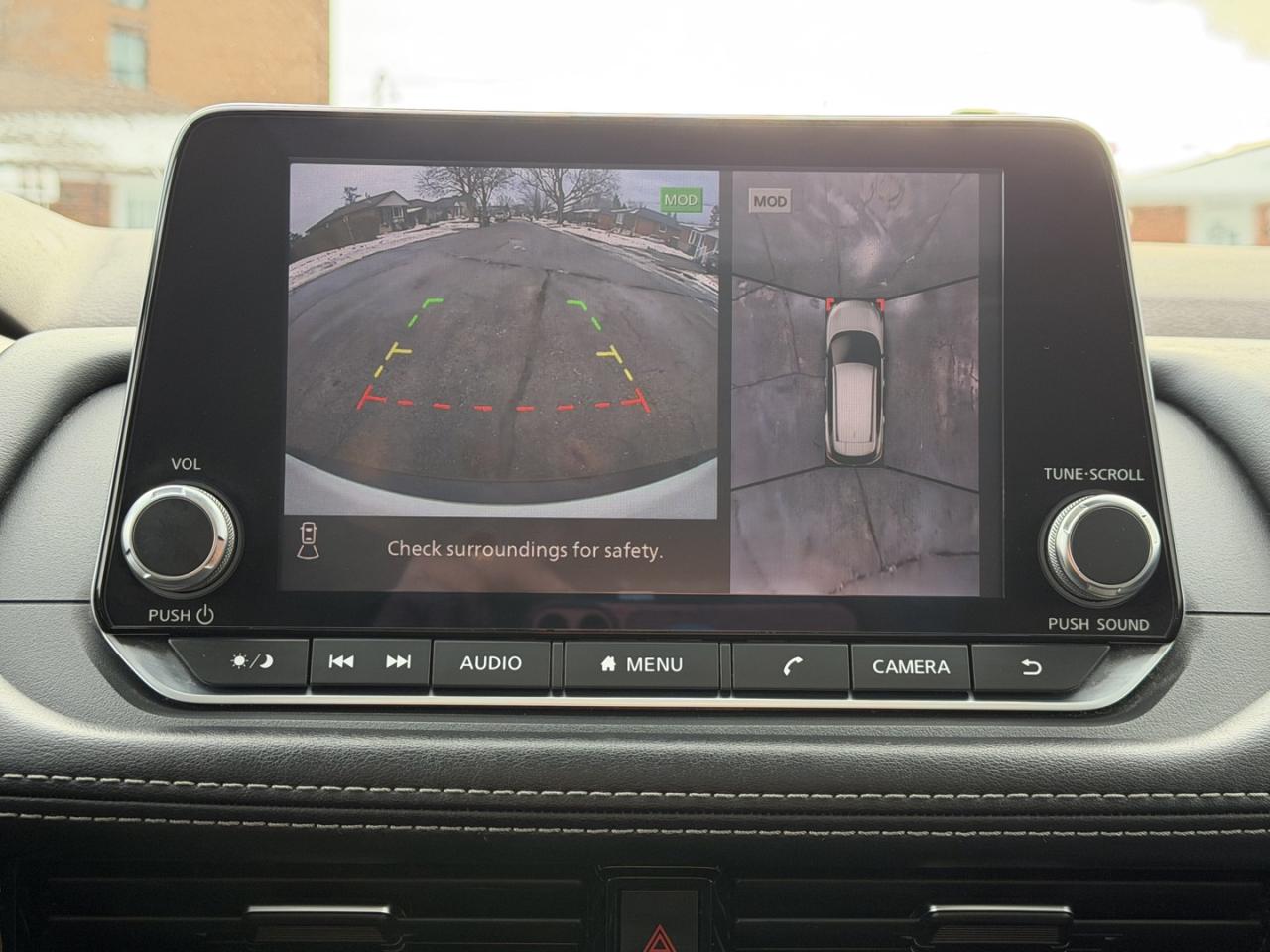 2021 Nissan Rogue SV Photo