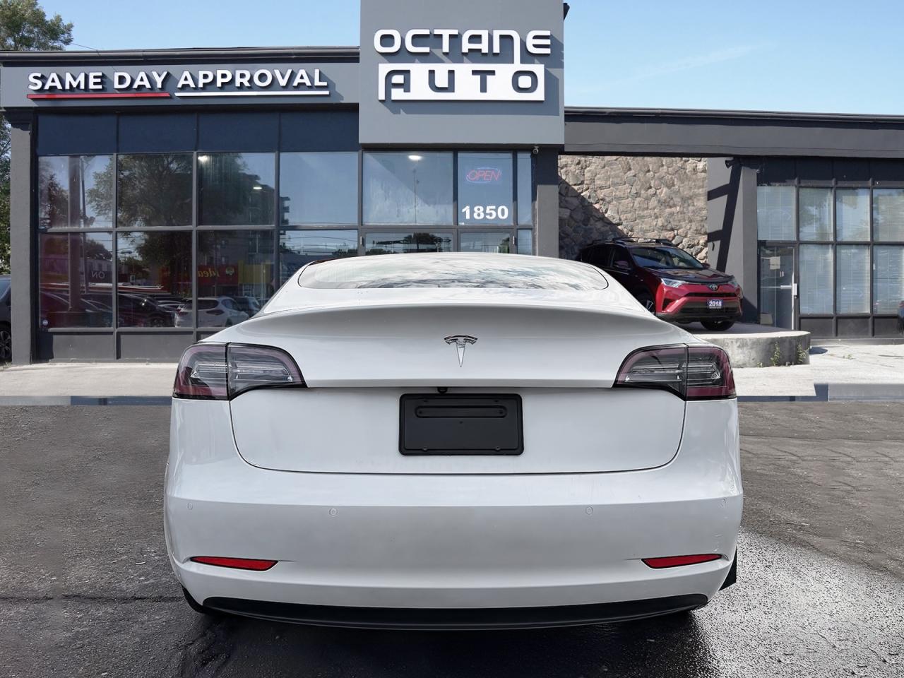 2020 Tesla Model 3 STANDARD RANGE PLUS Photo