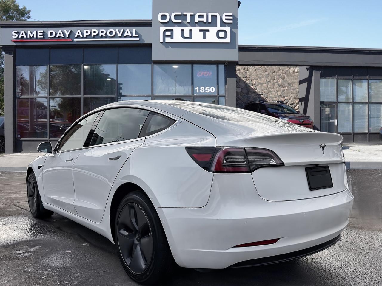 2020 Tesla Model 3 STANDARD RANGE PLUS Photo