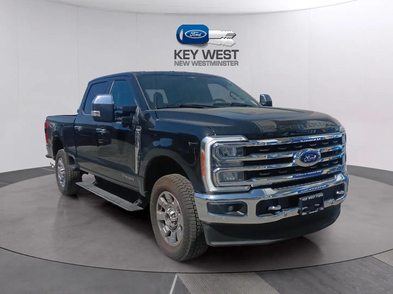 2023 Ford F-350 King Ranch 4WD Crew Cab 6.75' Box Photo0
