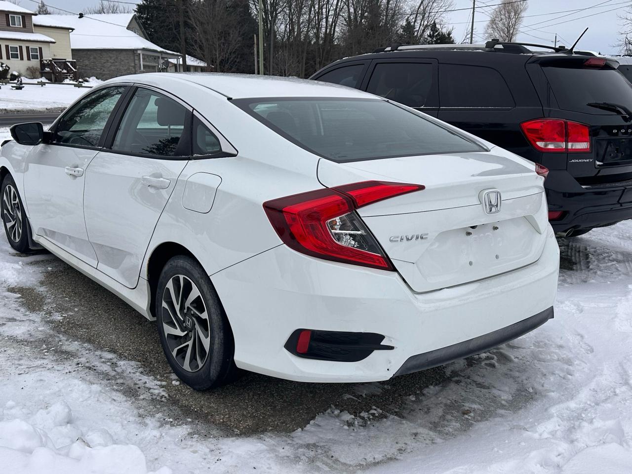 2018 Honda Civic EX Photo