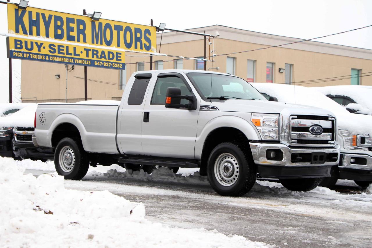 Used 2012 Ford F-250 XLT for sale in Brampton, ON