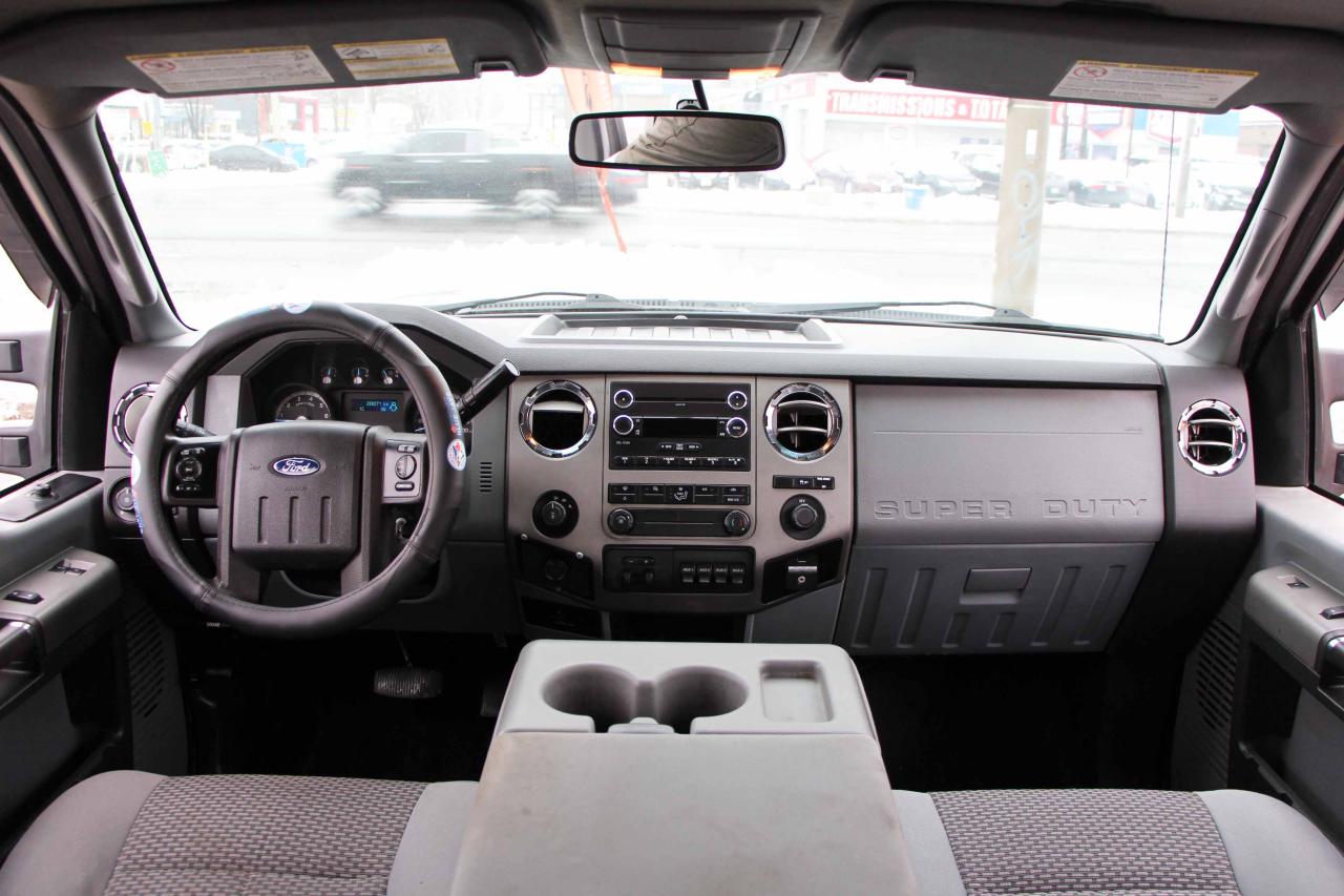 2012 Ford F-250 XLT Photo