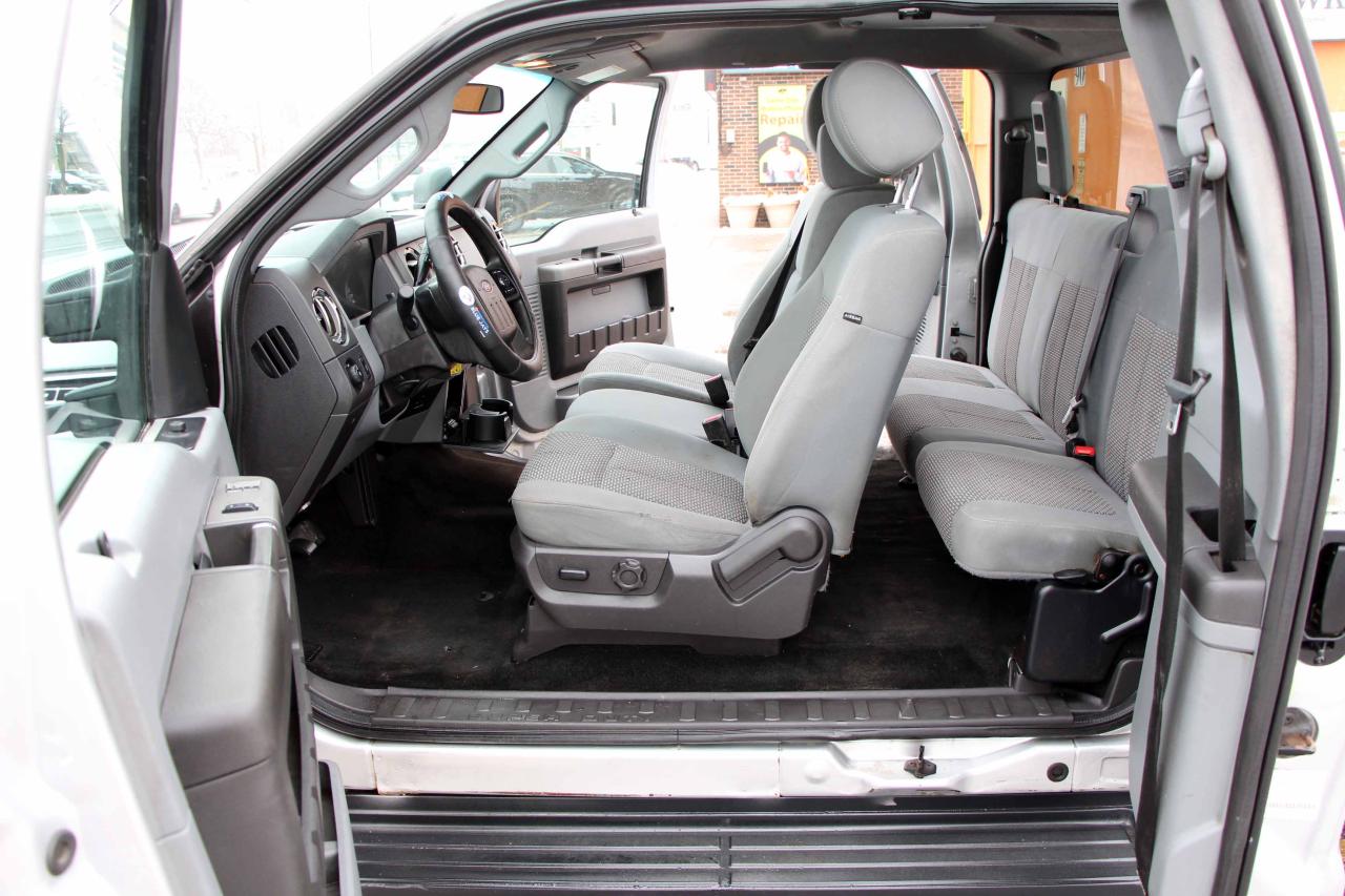 2012 Ford F-250 XLT Photo