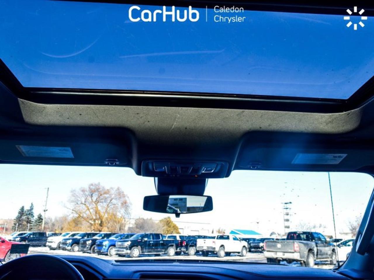 2024 Chevrolet Silverado 1500 RST 4WD Crew Cab 147"5.3L Leather  5 passengers with captain chair Photo2