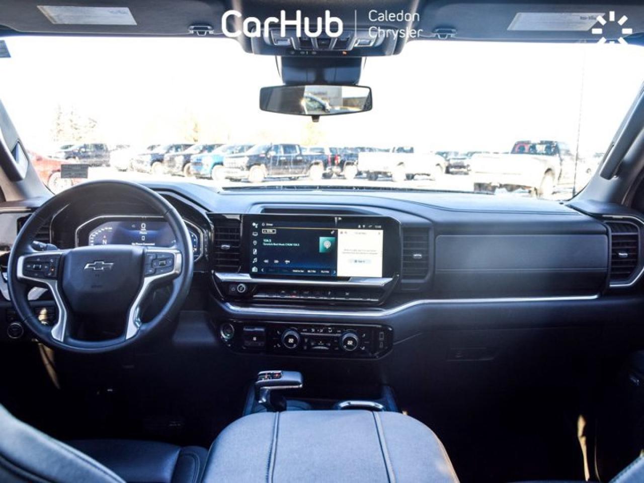 2024 Chevrolet Silverado 1500 RST 4WD Crew Cab 147"5.3L Leather  5 passengers with captain chair Photo