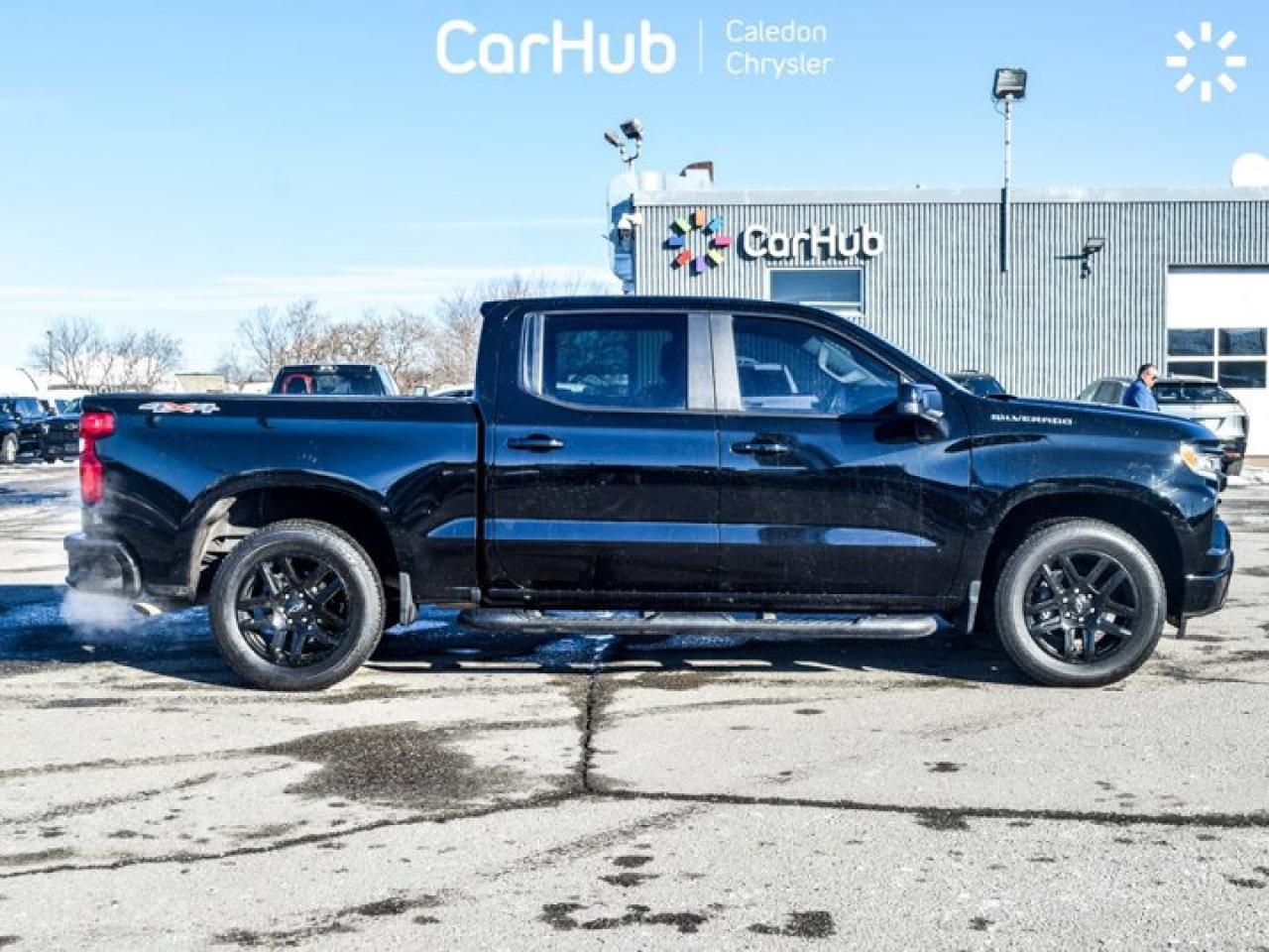 2024 Chevrolet Silverado 1500 RST 4WD Crew Cab 147"5.3L Leather  5 passengers with captain chair Photo