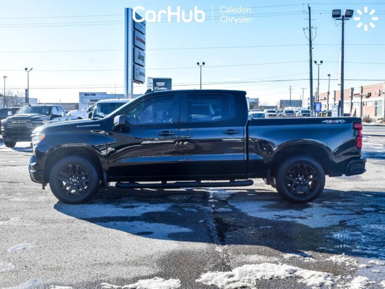 2024 Chevrolet Silverado 1500 RST 4WD Crew Cab 147"5.3L Leather  5 passengers with captain chair Photo