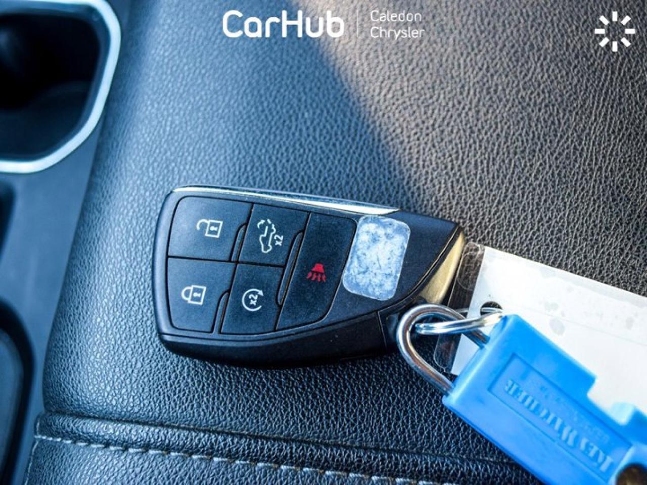 2024 Chevrolet Silverado 1500 RST 4WD Crew Cab 147"5.3L Leather  5 passengers with captain chair Photo