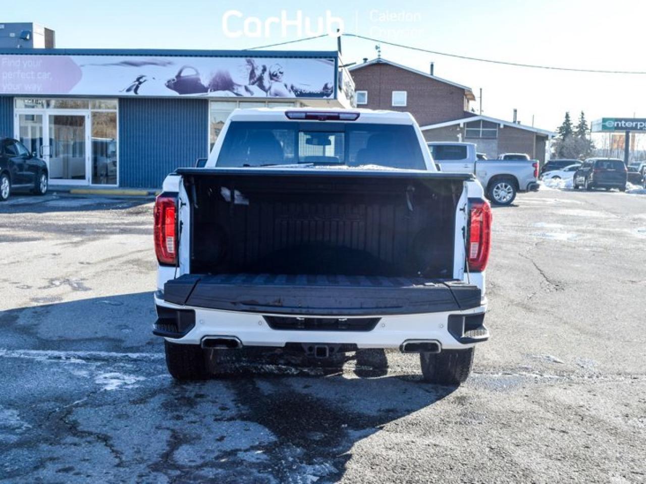 2023 GMC Sierra 1500 Denali 4WD Crew Cab 147" 5.3L Leather Multi Pro TailGate  5 passengers with captain chair Photo