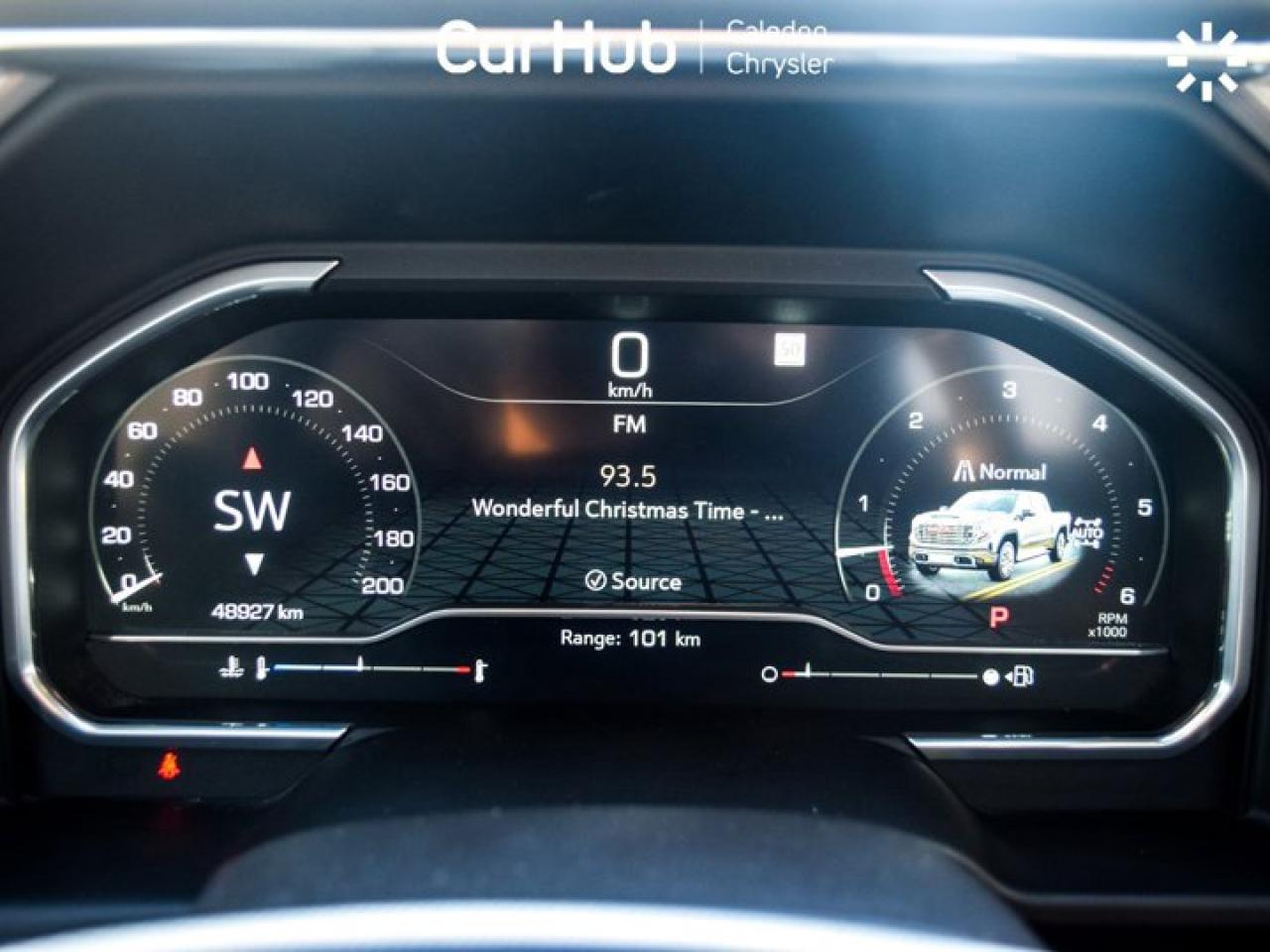 2023 GMC Sierra 1500 Denali 4WD Crew Cab 147" 5.3L Leather Multi Pro TailGate  5 passengers with captain chair Photo