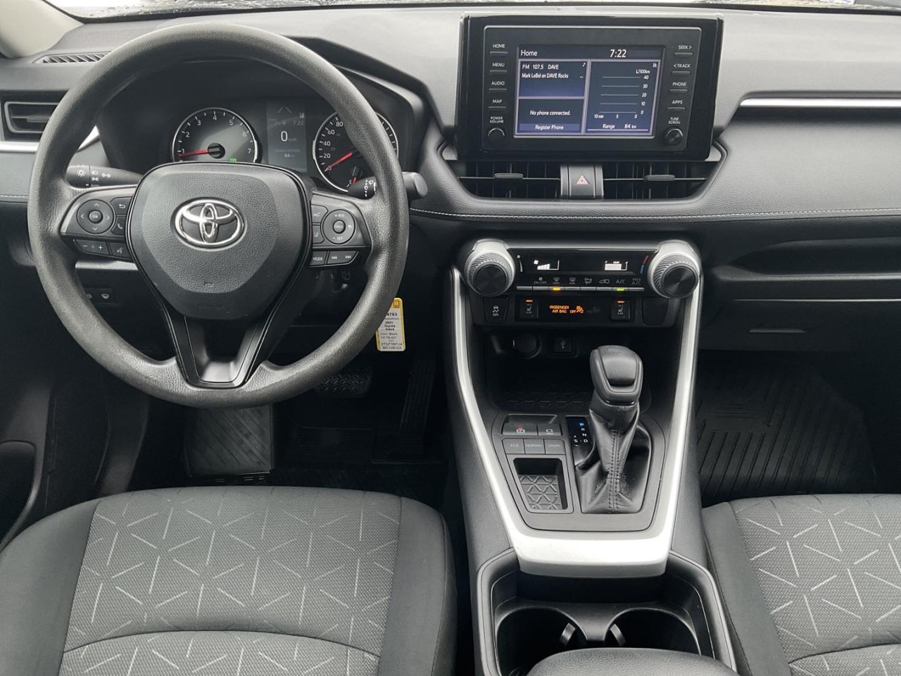 2021 Toyota RAV4 LE - BACK-UP CAM! BSM! SAFETY SENSE! Photo