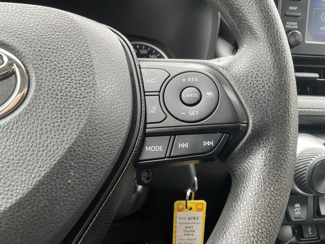 2021 Toyota RAV4 LE - BACK-UP CAM! BSM! SAFETY SENSE! Photo