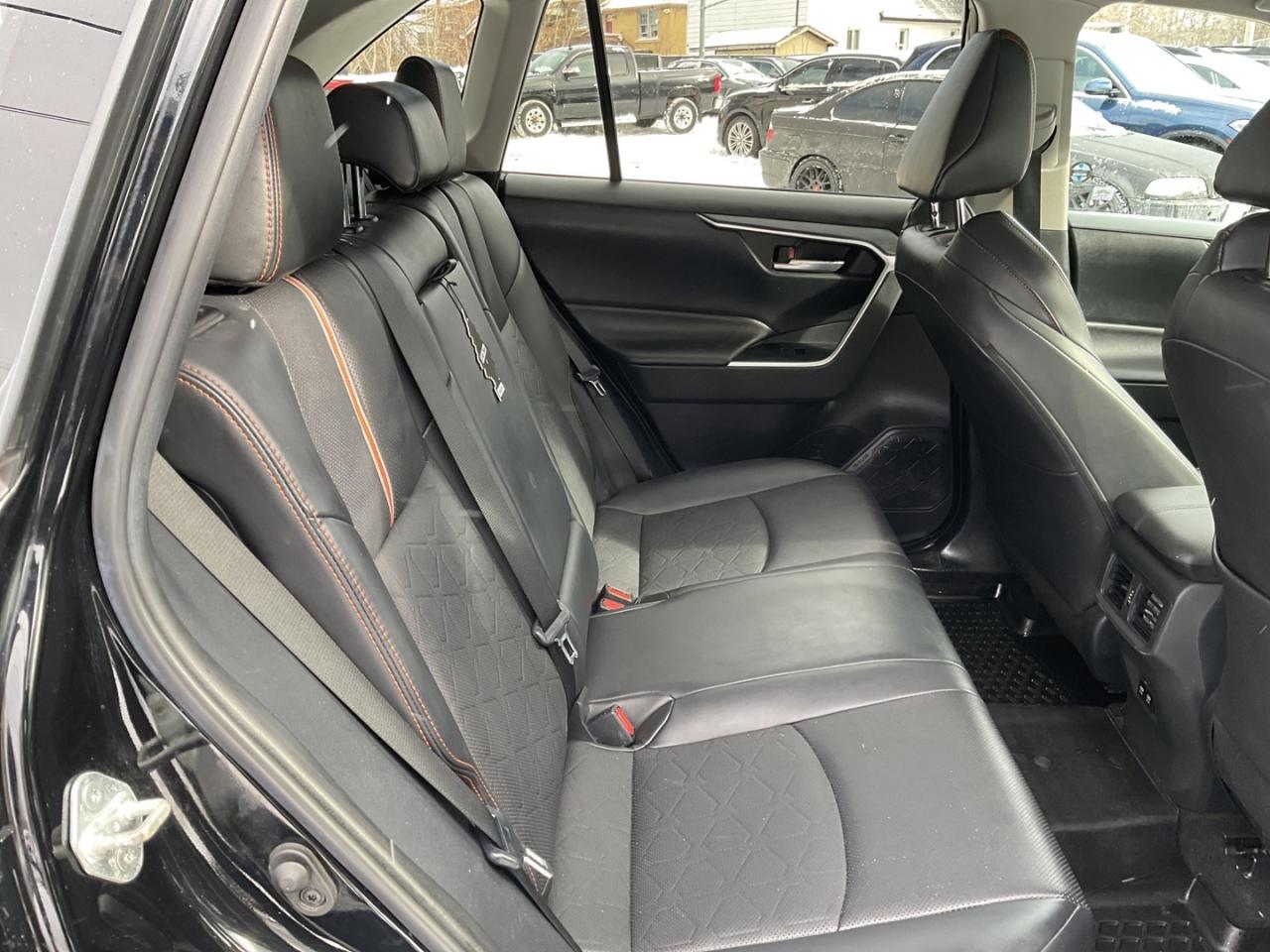 2019 Toyota RAV4 Trail AWD - LTHR! SAFETY SENSE! BACK-UP CAM! BSM! Photo