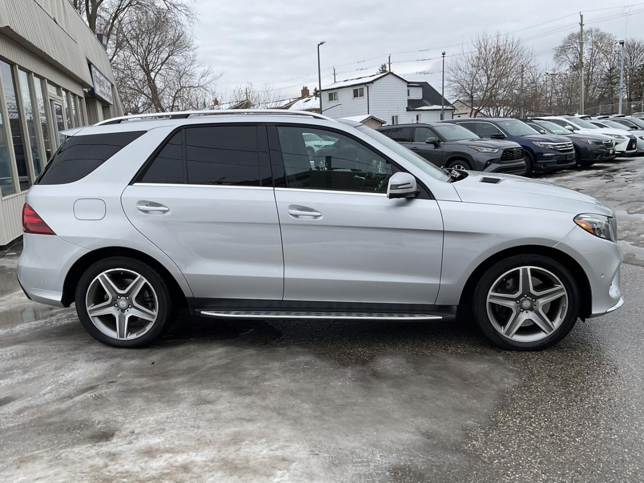 2016 Mercedes-Benz GLE-Class GLE400 4MATIC - NAV! 360 CAM! BSM! PANO ROOF! Photo