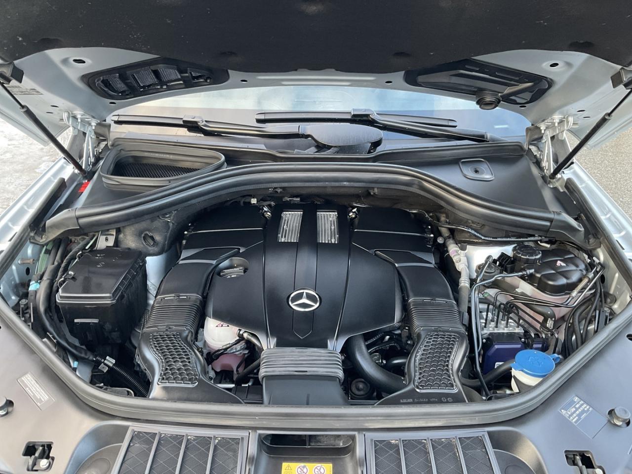 2016 Mercedes-Benz GLE-Class GLE400 4MATIC - NAV! 360 CAM! BSM! PANO ROOF! Photo