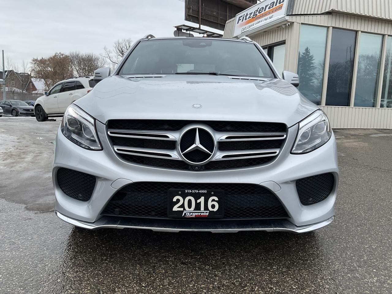 2016 Mercedes-Benz GLE-Class GLE400 4MATIC - NAV! 360 CAM! BSM! PANO ROOF! Photo