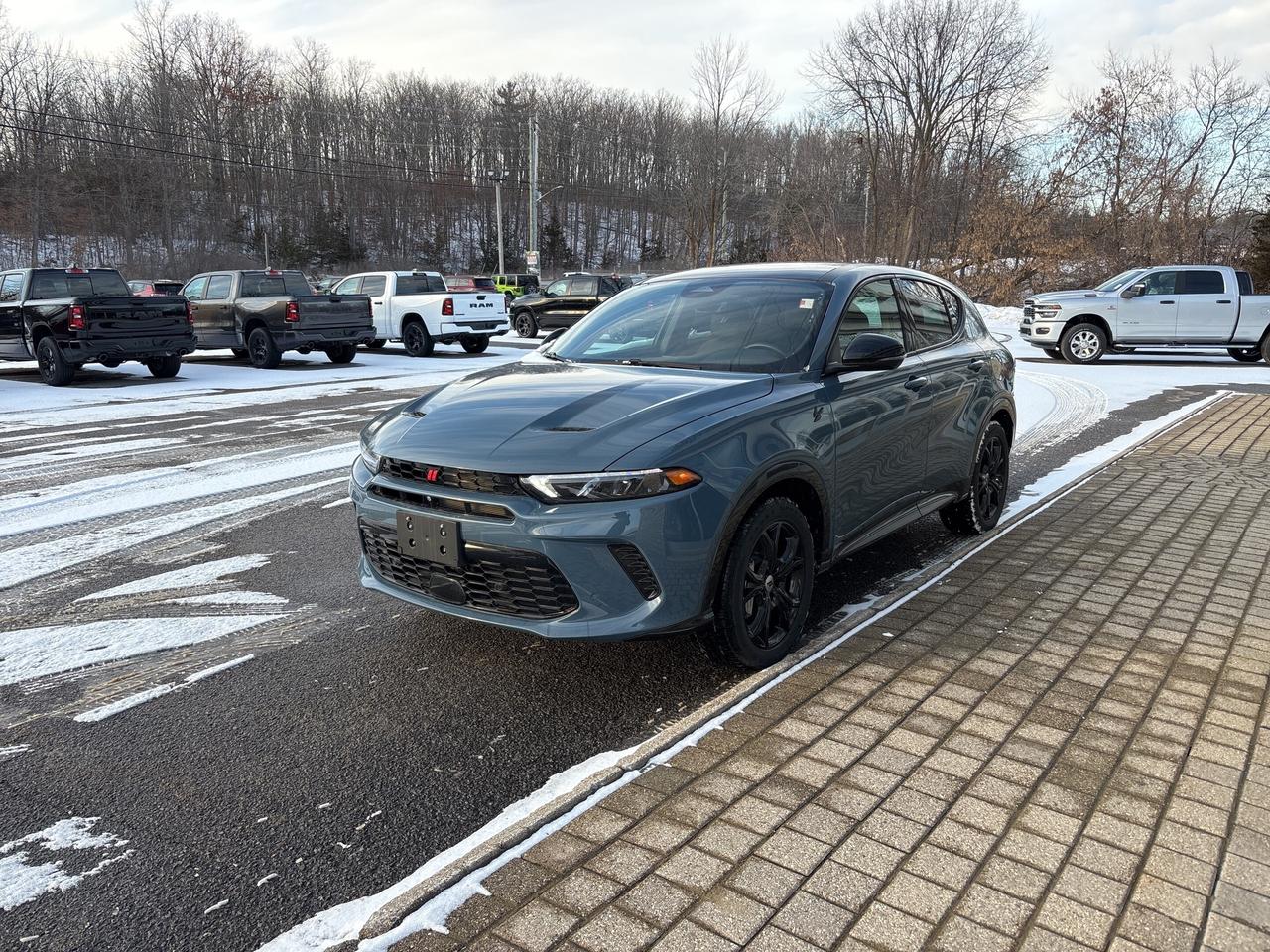 2024 Dodge Hornet R/T PLUS Photo0