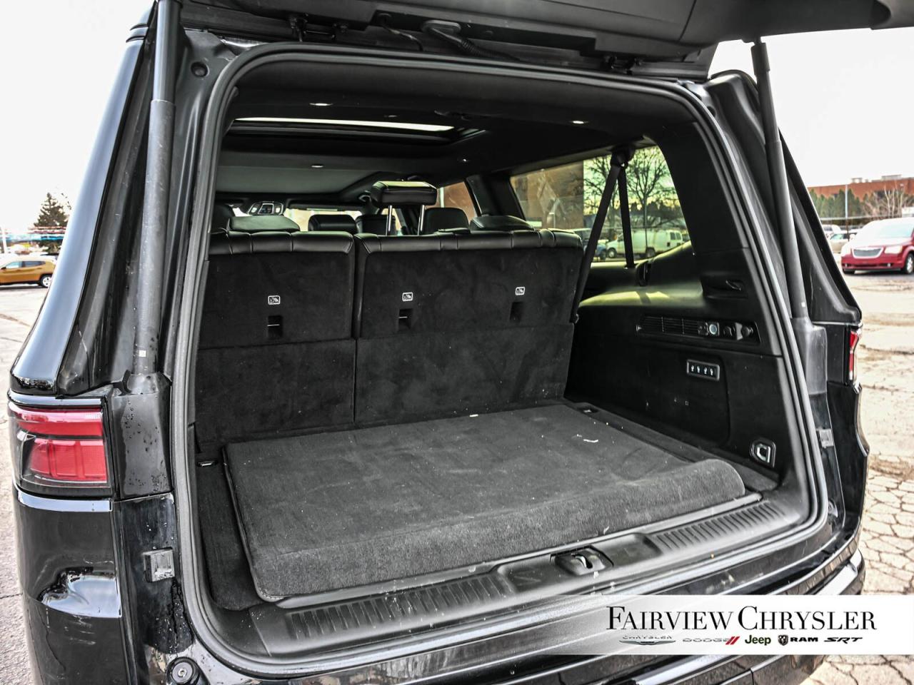 2024 Jeep Wagoneer L Series II Carbide 3 PANO ROOF   NAV   LEATHER   HE Photo