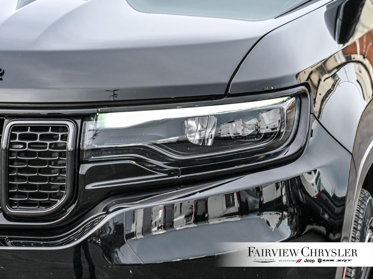 2024 Jeep Wagoneer L Series II Carbide 3 PANO ROOF   NAV   LEATHER   HE Photo