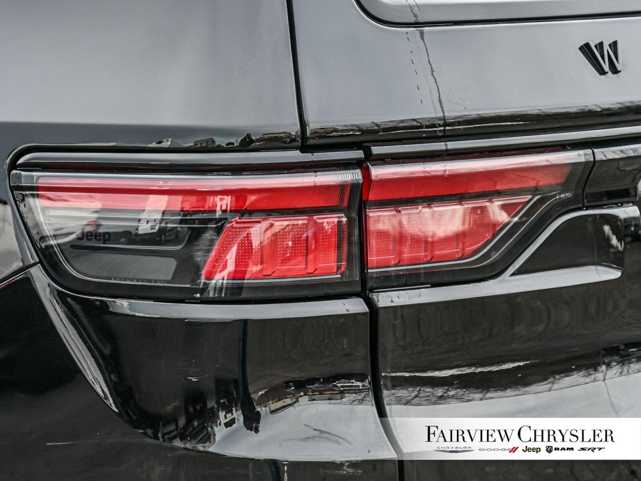 2024 Jeep Wagoneer L Series II Carbide 3 PANO ROOF   NAV   LEATHER   HE Photo