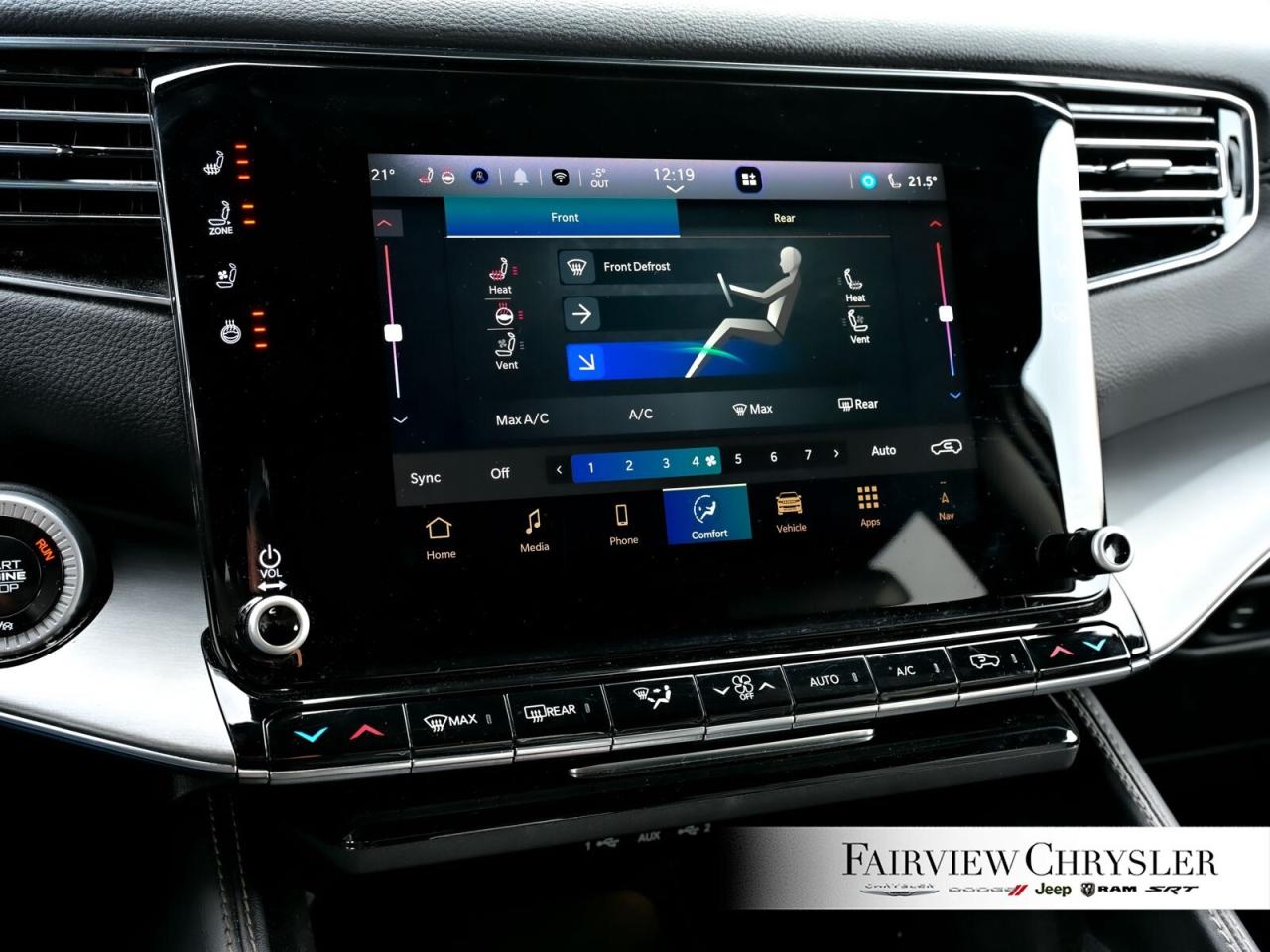 2024 Jeep Wagoneer L Series II Carbide 3 PANO ROOF   NAV   LEATHER   HE Photo