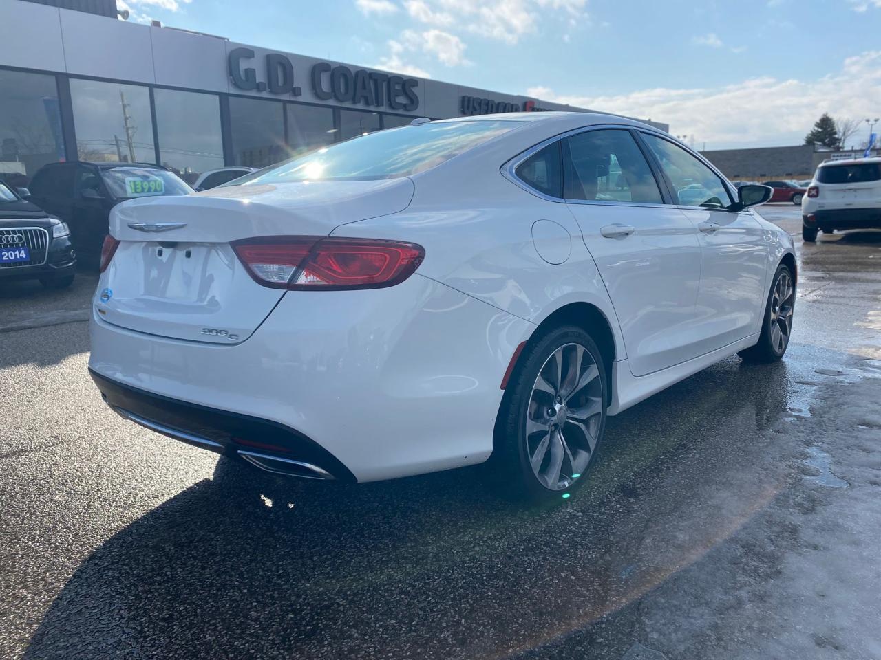 2016 Chrysler 200 C ~Nav ~Camera ~Leather ~Bluetooth ~Pano Moonroof Photo