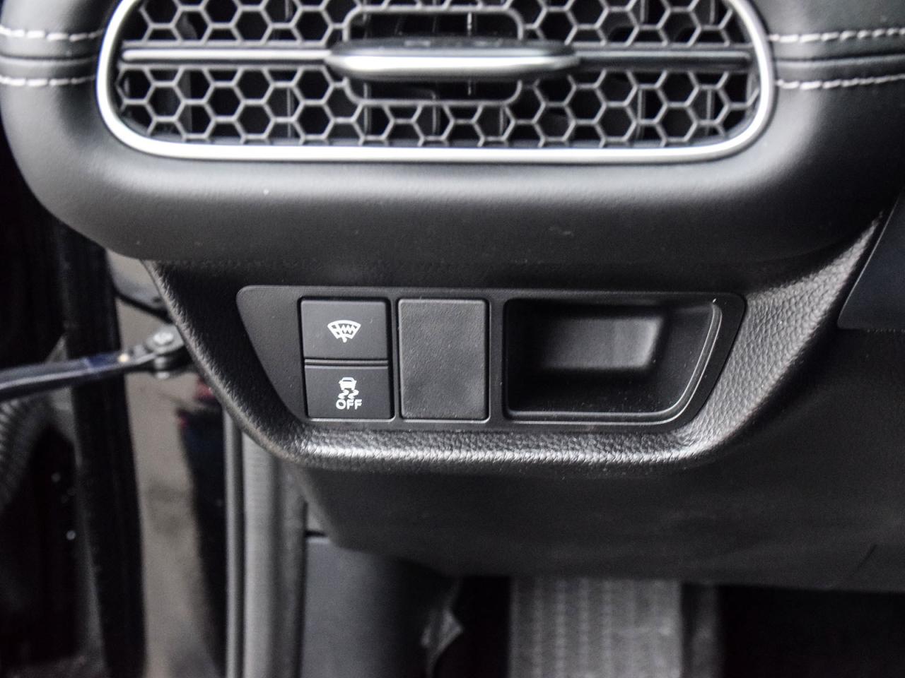 2026 Honda HR-V EX-L Photo