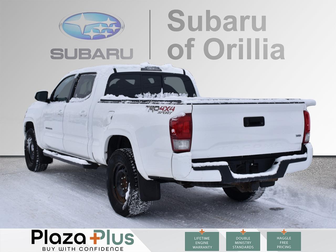 2016 Toyota Tacoma SR5 Photo3