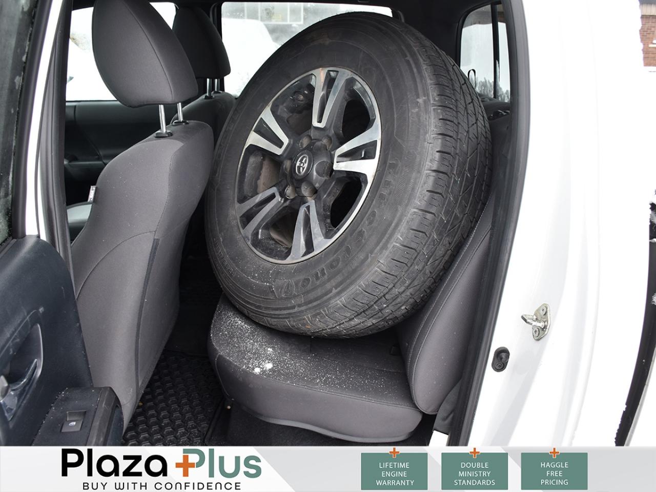 2016 Toyota Tacoma SR5 Photo