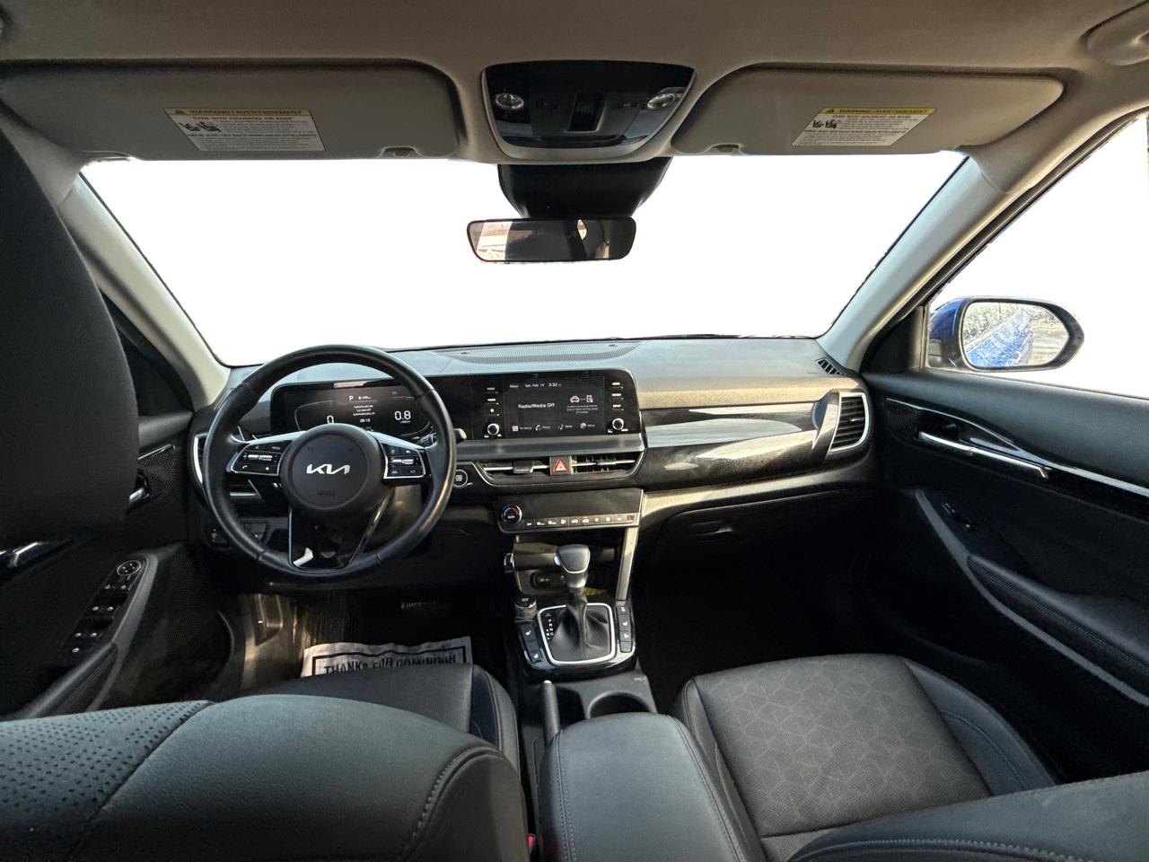 2024 Kia Seltos AWD SUNROOF HEATED SEATS  WE FINANCE ALL CREDIT! Photo