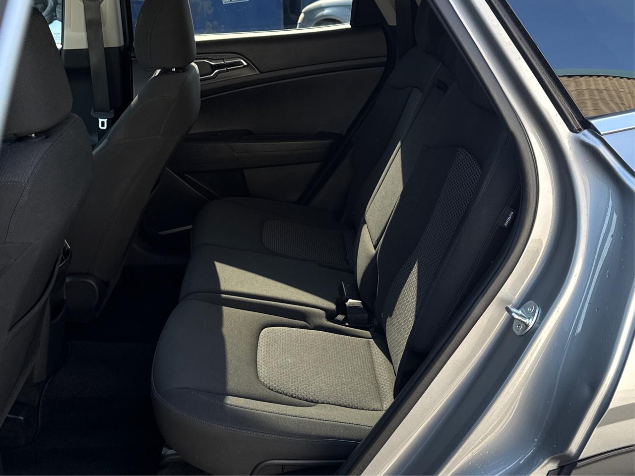 2024 Kia Sportage LX AWD HEATED SEATS LOADED! WE FINANCE ALL CREDIT! Photo