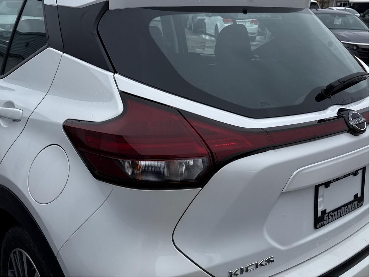 2024 Nissan Kicks SV HEATED SEATS REMOTE START WE FINANCE ALL CREDIT Photo