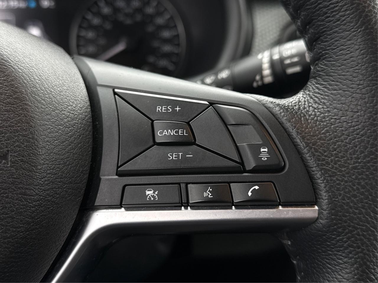 2024 Nissan Kicks SV HEATED SEATS REMOTE START WE FINANCE ALL CREDIT Photo