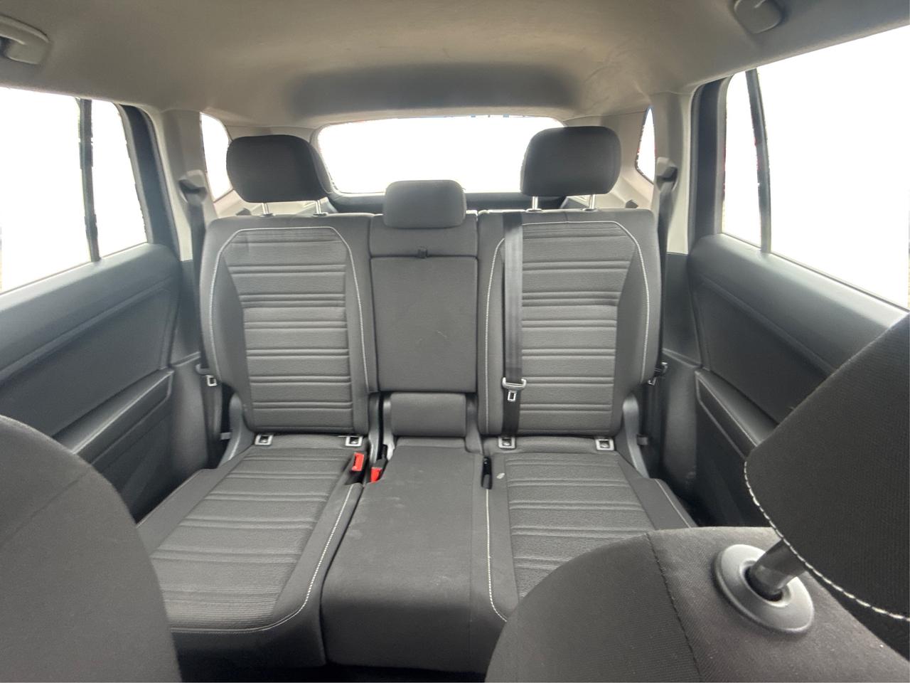 2024 Volkswagen Tiguan AWD HEATED SEATS MINT WE FINANCE ALL CREDIT! Photo