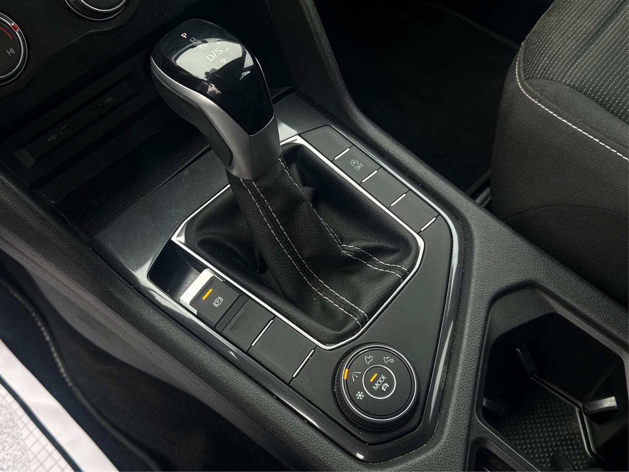 2024 Volkswagen Tiguan AWD HEATED SEATS MINT WE FINANCE ALL CREDIT! Photo