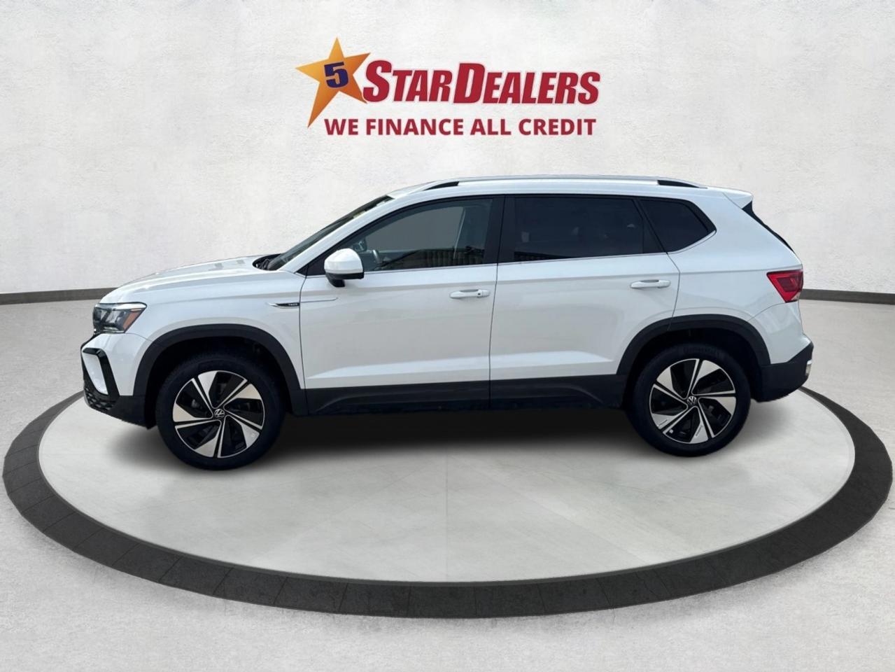 2024 Volkswagen Taos MINT CONDITION! LIKE NEW!  WE FINANCE ALL CREDIT Photo