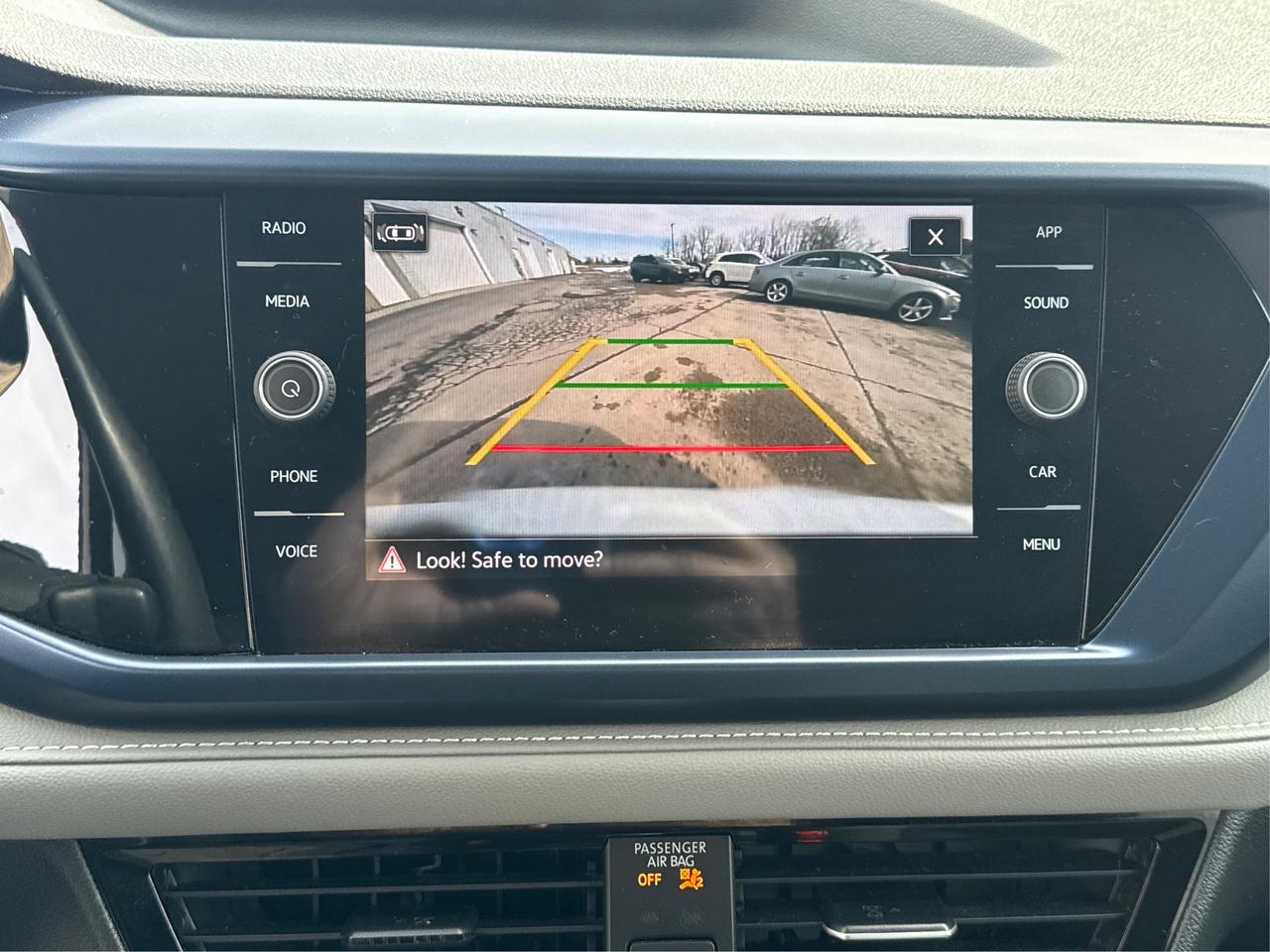 2024 Volkswagen Taos MINT CONDITION! LIKE NEW!  WE FINANCE ALL CREDIT Photo