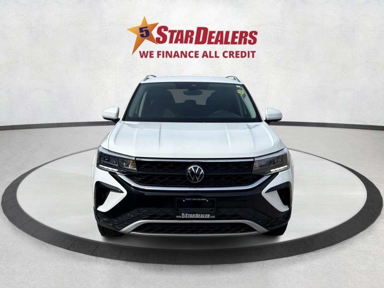 2024 Volkswagen Taos MINT CONDITION! LIKE NEW!  WE FINANCE ALL CREDIT Photo5