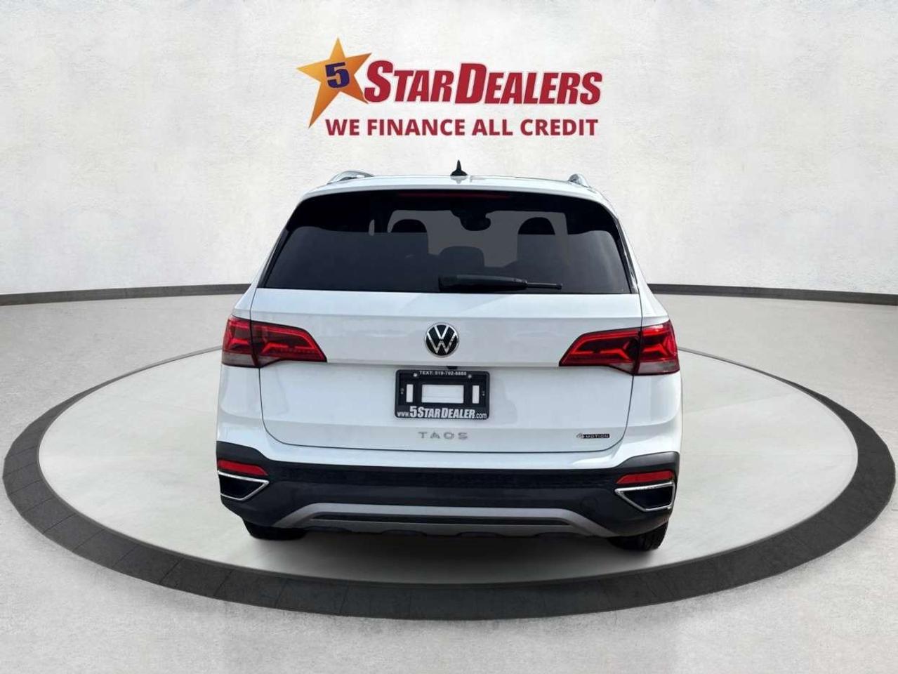 2024 Volkswagen Taos MINT CONDITION! LIKE NEW!  WE FINANCE ALL CREDIT Photo