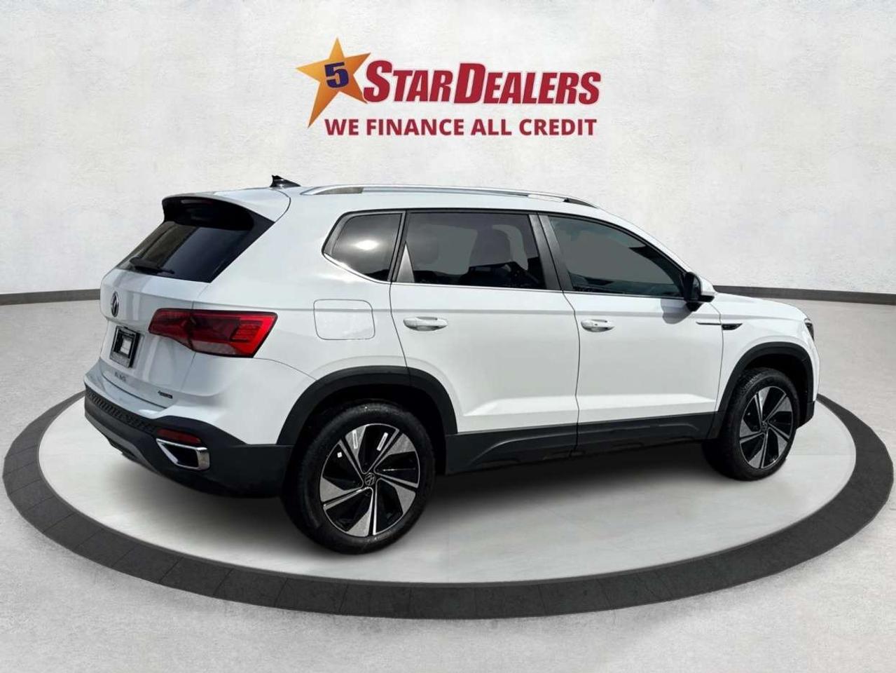 2024 Volkswagen Taos MINT CONDITION! LIKE NEW!  WE FINANCE ALL CREDIT Photo