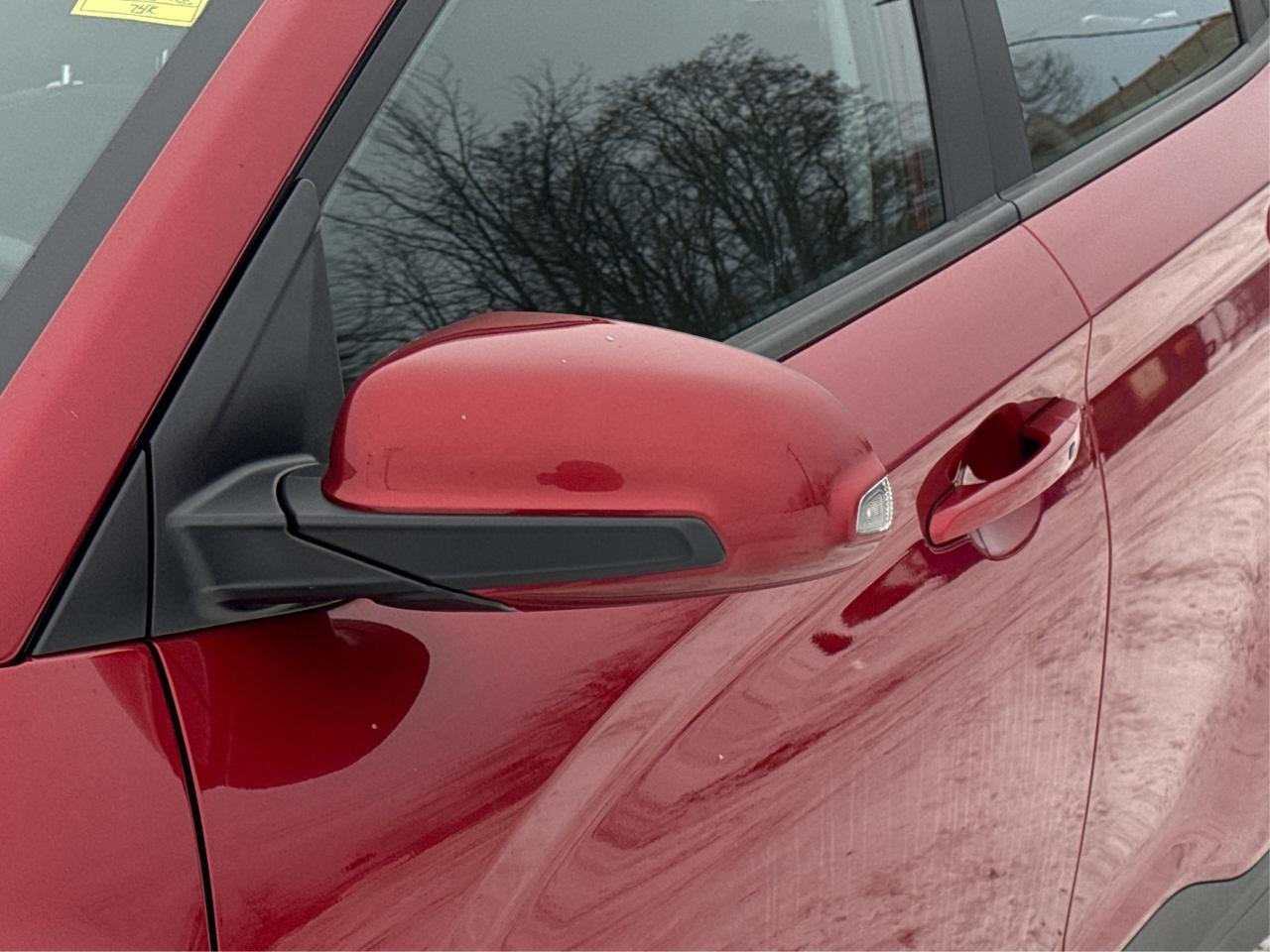 2023 Hyundai KONA AWD HEATED SEATS MINT WE FINANCE ALL CREDIT! Photo