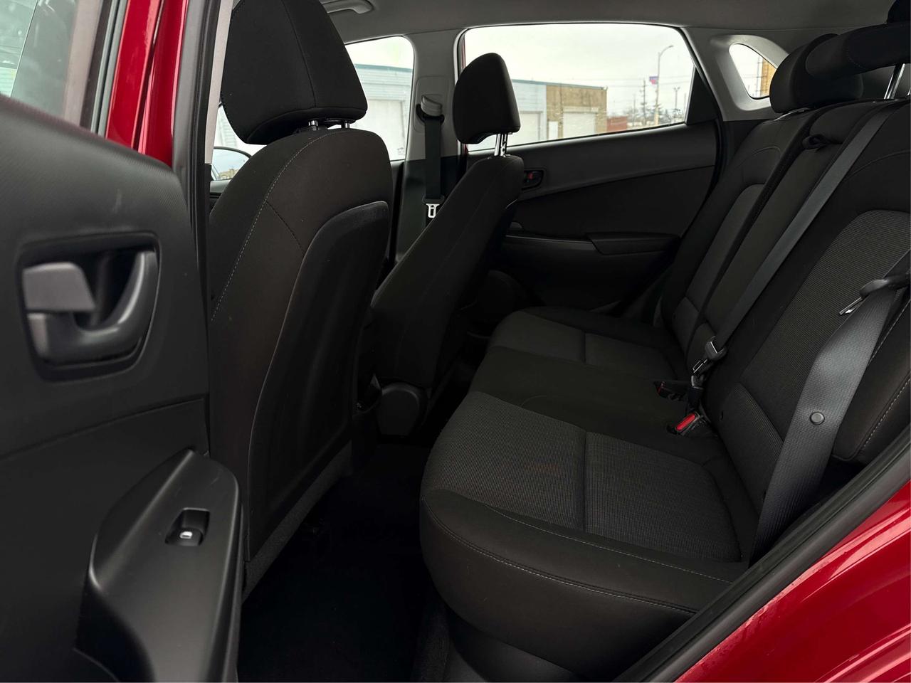 2023 Hyundai KONA AWD HEATED SEATS MINT WE FINANCE ALL CREDIT! Photo
