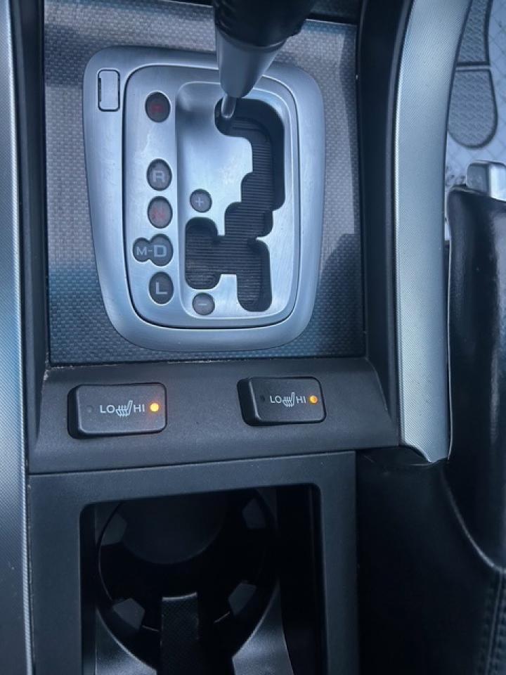 2005 Acura TL 4dr Sdn Auto   LOW KMS   ONE OWNER DEALER SERVICED Photo