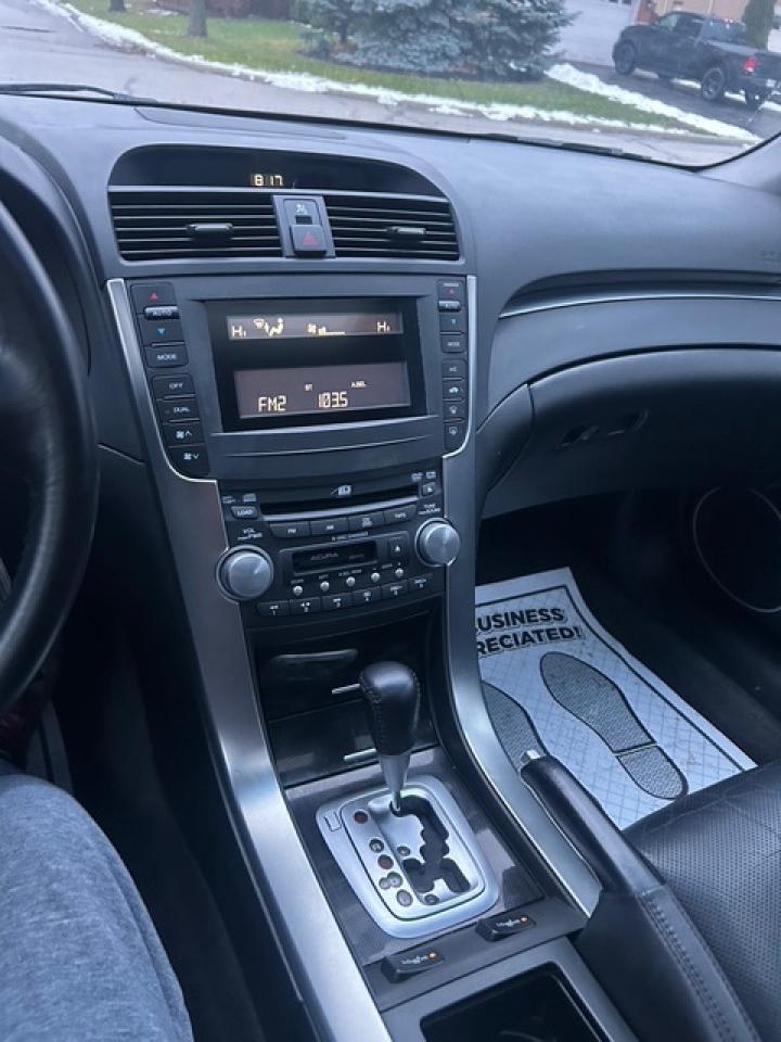 2005 Acura TL 4dr Sdn Auto   LOW KMS   ONE OWNER DEALER SERVICED Photo